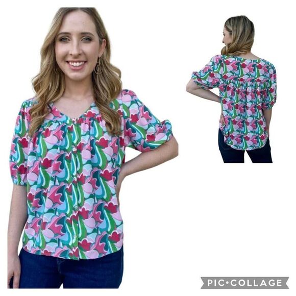 Cute Michelle McDowell Bailey V-Neck Short Sleeve Button front Size L Lightweigh - Picture 1 of 8